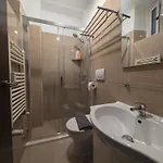 Roomz Romestay ゲストハウス ローマ