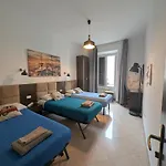 Roomz Romestay 3* Roma
