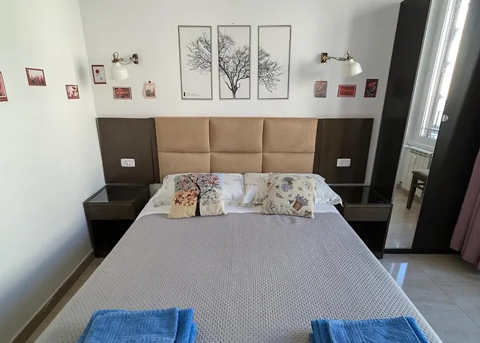 Roomz Romestay Гостевой дом 3*