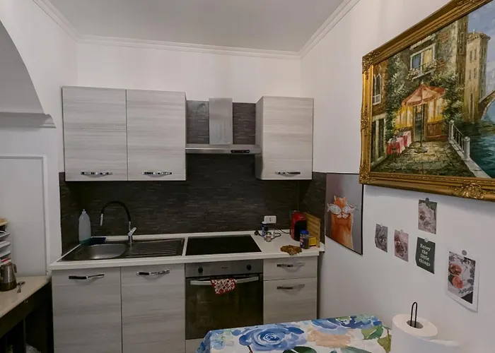 Roomz Romestay Гостевой дом